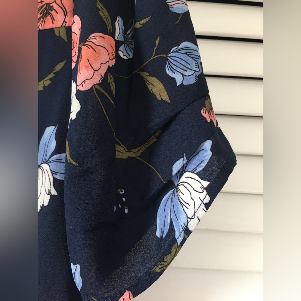 Navy floral print semi sheer blouse - Picture 2 of 9